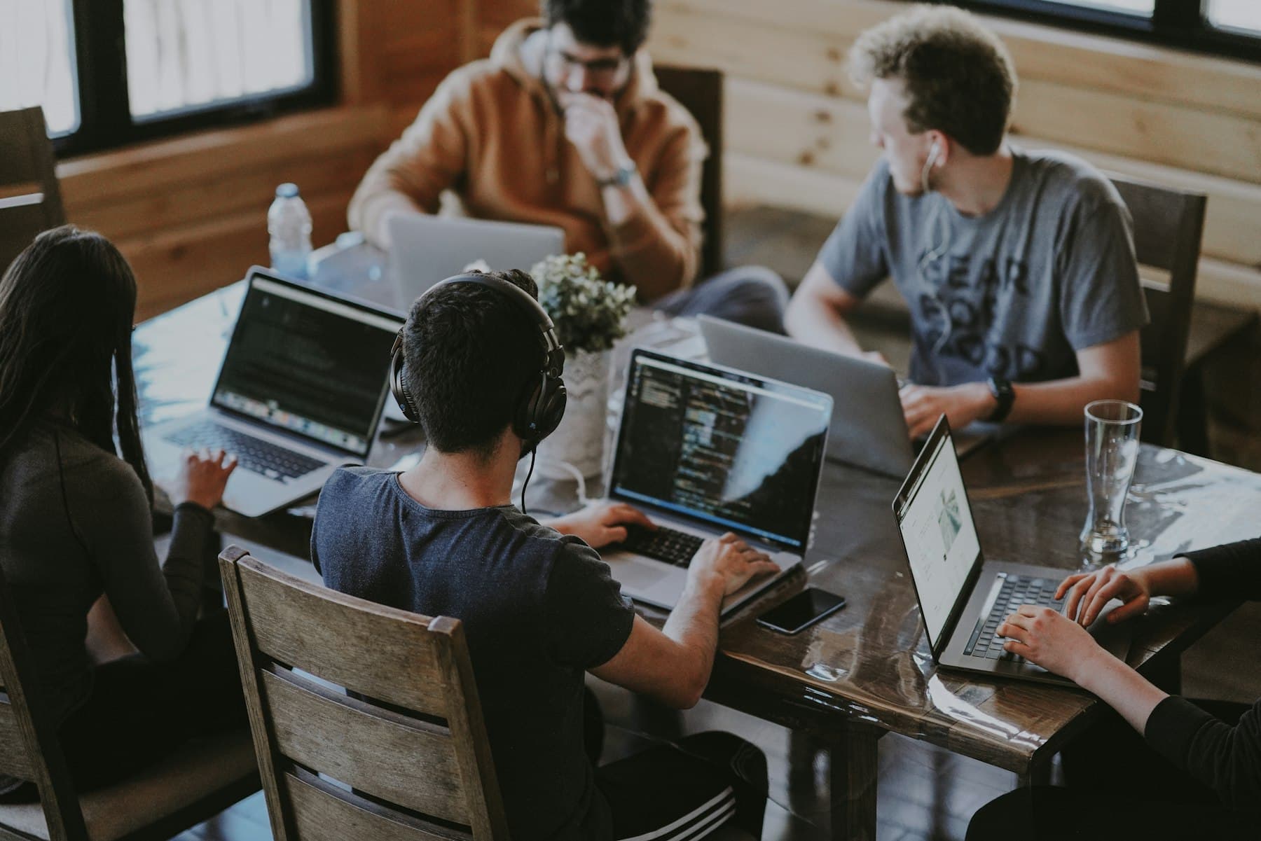 The Bitutam team collaborating on a service schedule